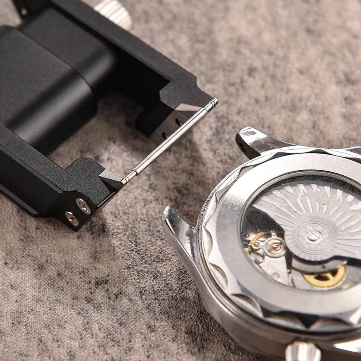 Watches Omega - Elastic Ear Puller Watch Strap Remover